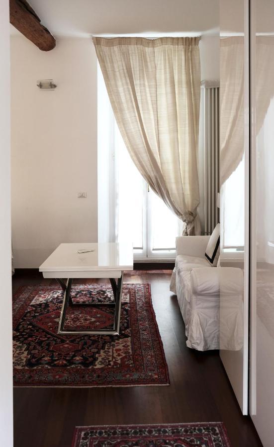 Comecasa Flowery Terraced Apartment Milaan Buitenkant foto