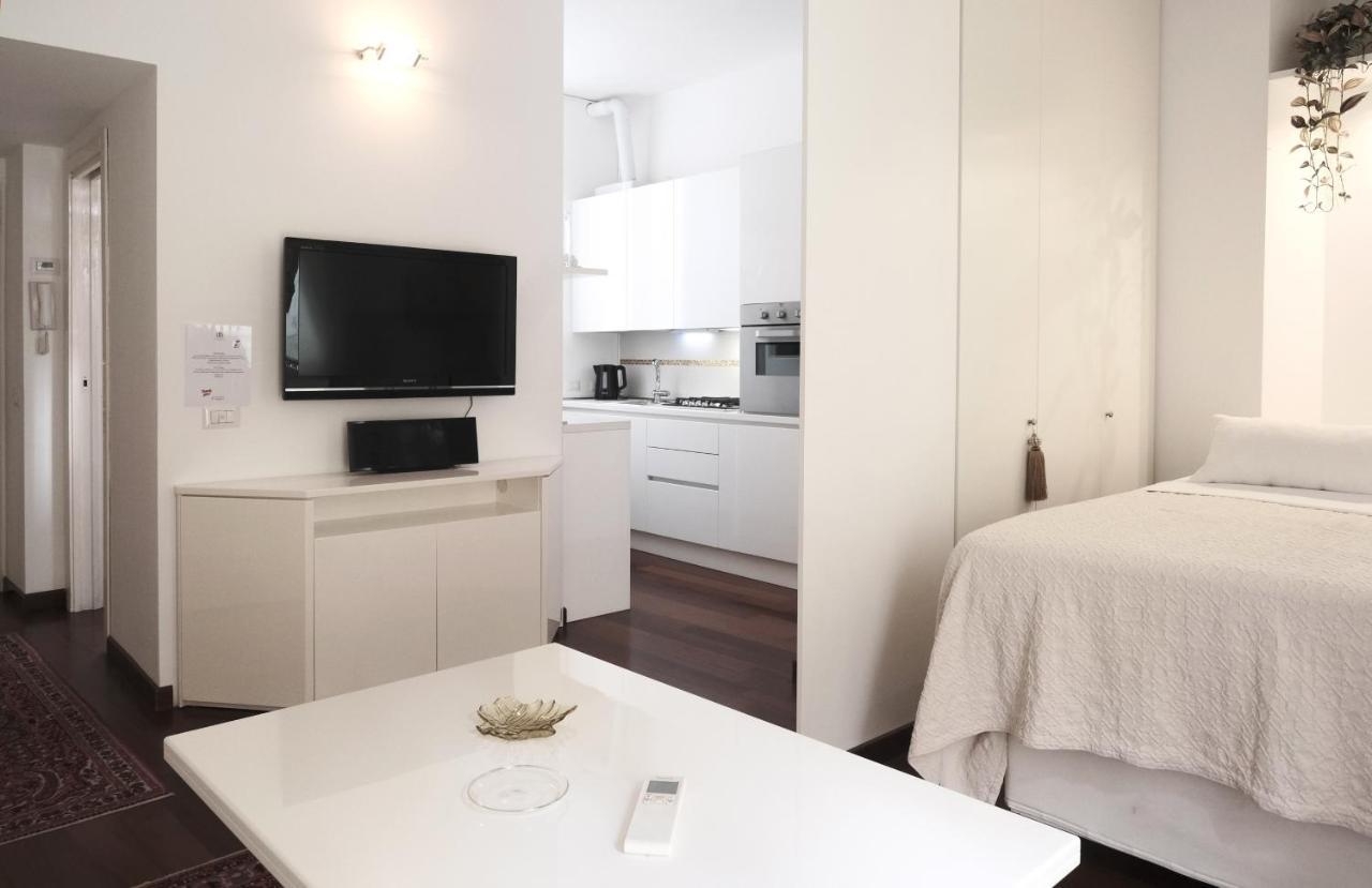 Comecasa Flowery Terraced Apartment Milaan Buitenkant foto